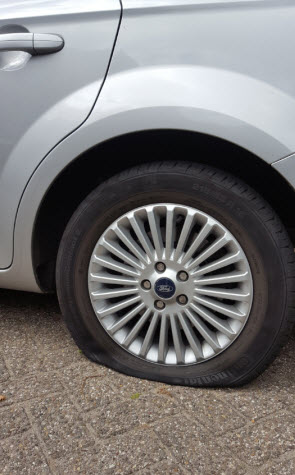 bandenspaning meter in bar