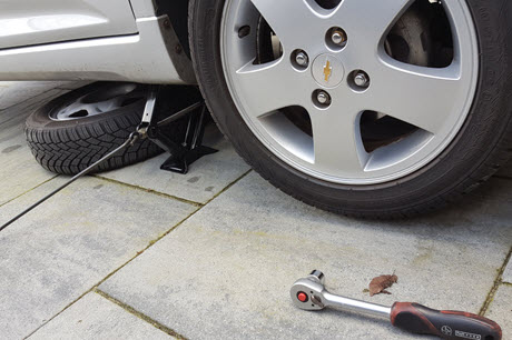 banden demonteren auto