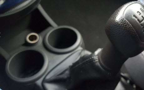 bekerhouder bij versnellingspook