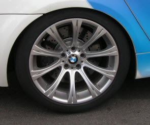 grote remmen op auto