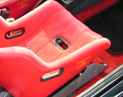 Kuipstoelen monteren