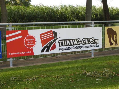 Tuning gids op het veld
