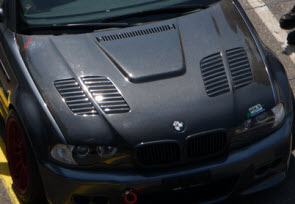 luchtroosters in motorkappen