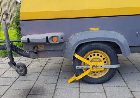 wielklem op aanhanger