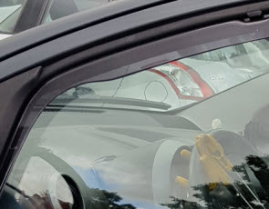 zijwindscherm installatie